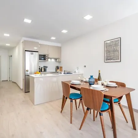 Modern Surrounded By Old-world Charm Tavira